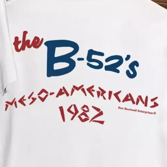 The B-52s 1982 Tour 2 Sided Shirt Retro Rock Band Music Fan Gift Tee 05 - Picture 3 of 6